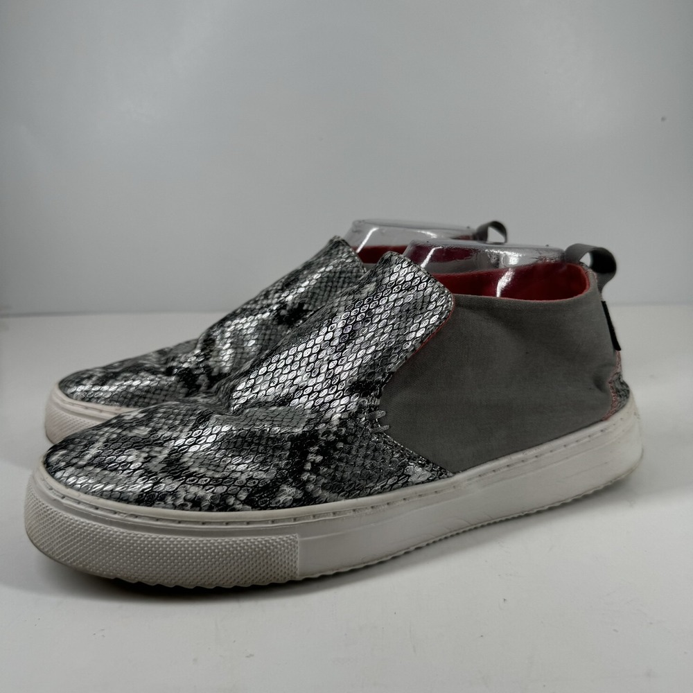 HEYDUDE Peyton Women's US 9 Snake‎ Grey Metallic Silver Slip-On Mid-Top Sneakers
